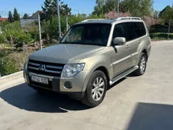 Auriu Utilizat 2009 Mitsubishi Pajero SUV | 12.000 EUR