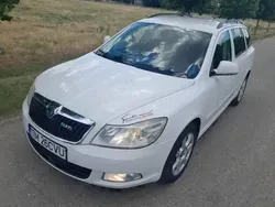 Alb Utilizat 2011 Skoda Octavia Break | 3.850 EUR (Preț bun)