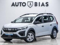 Culoarealb Utilizat 2023 Dacia Jogger Comfort Monovolum | 13.450 EUR (Preț bun)