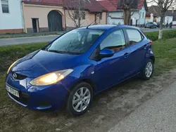 Utilizat 2009 Mazda 2 Berlinǎ | 1.950 EUR