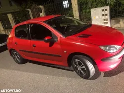 Rosu Utilizat 2005 Peugeot 206 Hatchback | 850 EUR