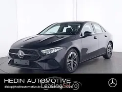 Negru Utilizat 2023 Mercedes A200 Progressive Berlinǎ | 33.567 EUR (Puțin scump)