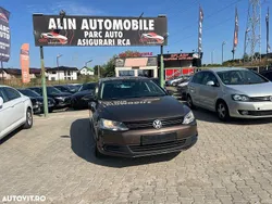 Culoaremaro Utilizat 2011 VW Jetta Comfortline Berlinǎ | 6.900 EUR (Scump)