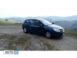 Verde Utilizat 2008 Opel Astra Hatchback | 2.999 EUR (Puțin scump)