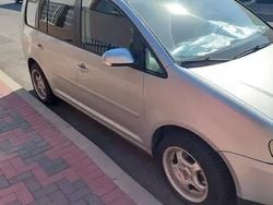 Utilizat 2006 VW Touran Monovolum | 1.500 EUR (Super Preț)