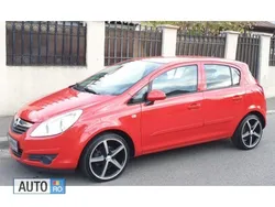 Rosu Utilizat 2006 Opel Corsa Berlinǎ | 2.390 EUR (Scump)