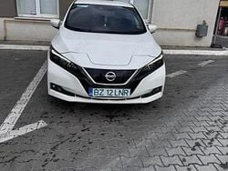 Alb Utilizat 2019 Nissan Leaf Hatchback | 12.000 EUR (Scump)
