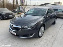 Gri Utilizat 2016 Opel Insignia drive Berlinǎ | 8.990 EUR (Preț OK)
