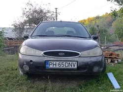 Utilizat 1998 Ford Mondeo Berlinǎ | 3.500 EUR