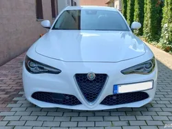 Utilizat 2017 Alfa Romeo Giulia Lusso Berlinǎ | 25.000 EUR