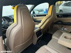 Gri Utilizat 2020 Porsche Cayenne SUV | 70.000 EUR (Preț OK)