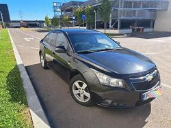 Negru Utilizat 2010 Chevrolet Cruze Berlinǎ | 4.100 EUR (Preț OK)