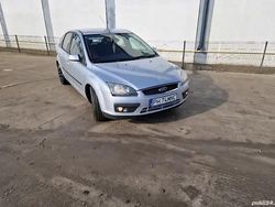 Utilizat 2006 Ford Focus Hatchback | 1.800 EUR (Preț OK)