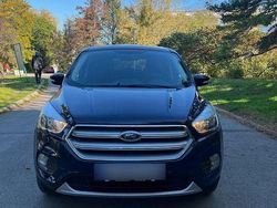 Culoarealbastru Utilizat 2020 Ford Kuga Trend SUV | 14.900 EUR (Preț OK)