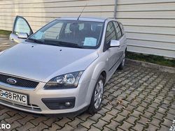 Culoaregri Utilizat 2005 Ford Focus Monovolum | 2.300 EUR (Scump)