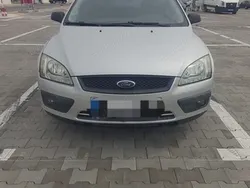 Utilizat 2005 Ford Focus Hatchback | 1.700 EUR (Preț OK)