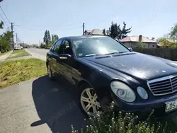 Utilizat 2004 Mercedes E200 Berlinǎ | 3.200 EUR