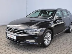 Negru metalic perleffect Utilizat 2021 VW Passat Comfortline | 21.900 EUR (Preț OK)
