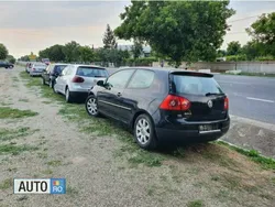 Negru Utilizat 2006 VW Golf V Sportline Hatchback | 1.999 EUR (Super Preț)