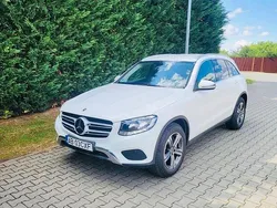 Culoarealb Utilizat 2017 Mercedes GLC250 SUV | 21.600 EUR (Preț bun)