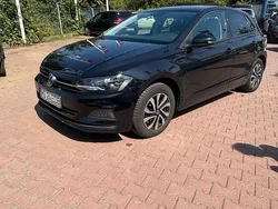 Culoarenegru Utilizat 2021 VW Polo Life | 9.990 EUR