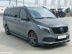 Negru Utilizat 2022 Mercedes V300 Avantgarde Monovolum | 66.999 EUR (Preț bun)
