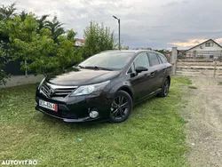 Negru Utilizat 2012 Toyota Avensis Comfort Break | 6.700 EUR (Preț OK)