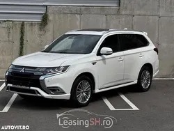 Alb Utilizat 2020 Mitsubishi Outlander Instyle SUV | 21.477 EUR