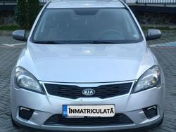 Culoareargint Utilizat 2011 Kia Ceed Hatchback | 2.850 EUR (Super Preț)