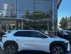 Alb Nouă 2024 Toyota bZ4X SUV | 46.222 EUR (Scump)