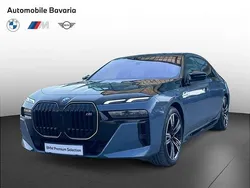 Vopsea individual Utilizat 2024 BMW M760e Comfort Edition Berlinǎ | 145.176 EUR