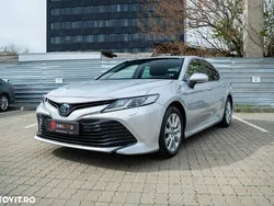Gri Utilizat 2020 Toyota Camry Business Edition Berlinǎ | 26.390 EUR