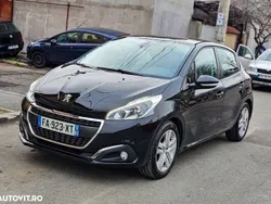 Negru Utilizat 2018 Peugeot 208 Style Hatchback | 7.290 EUR (Preț OK)