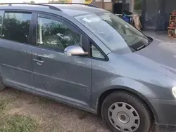 Utilizat 2004 VW Touran Monovolum | 2.199 EUR (Preț OK)