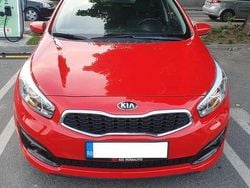 Culoarerosu Utilizat 2017 Kia Ceed Best Break | 9.999 EUR (Puțin scump)