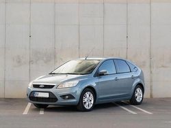 Culoarealbastru Utilizat 2009 Ford Focus Trend Hatchback | 2.999 EUR (Puțin scump)