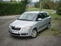 Argintiu Utilizat 2008 Skoda Fabia Ambiente Hatchback | 2.599 EUR (Preț OK)