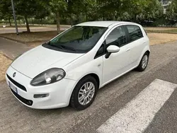 Utilizat 2012 Fiat Grande Punto Hatchback | 1.600 EUR