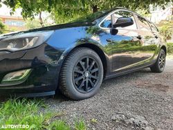 Culoarenegru Utilizat 2011 Opel Astra Break | 3.700 EUR (Preț OK)