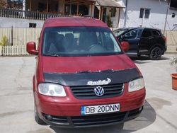 Rosu Utilizat 2007 VW Caddy Life Monovolum | 3.700 EUR (Preț bun)