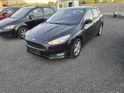 Negru Utilizat 2015 Ford Focus Hatchback | 5.600 EUR (Preț bun)