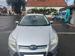 Culoaregri Utilizat 2014 Ford Focus Hatchback | 3.950 EUR (Super Preț)