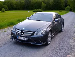 Utilizat 2010 Mercedes E250 | 9.500 EUR