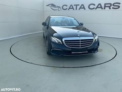 Negru Utilizat 2019 Mercedes E220 Exclusive Berlinǎ | 27.225 EUR (Preț OK)