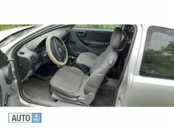 Gri Utilizat 2002 Opel Corsa Hatchback | 1.200 EUR (Super Preț)