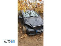 Negru Utilizat 2009 Mercedes A180 Hatchback | 2.200 EUR