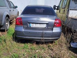 Utilizat 2003 Toyota Avensis Berlinǎ | 2.000 EUR