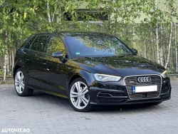 Negru Utilizat 2016 Audi A3 Sportback e-tron S-Line Berlinǎ | 12.450 EUR