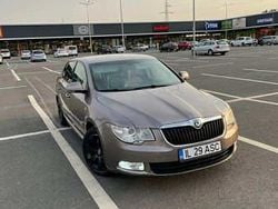 Utilizat 2011 Skoda Superb Berlinǎ | 4.800 EUR