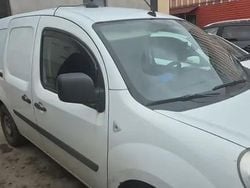Utilizat 2011 Renault Kangoo Monovolum | 2.000 EUR (Super Preț)